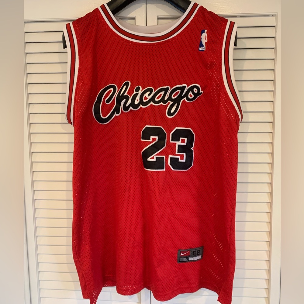 Vintage Chicago Bulls Michael Jordan Rookie Jersey
